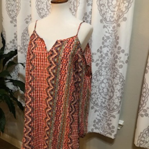 Silvergate Multi Color Cold Shoulder Dress - SML - Picture 4 of 8